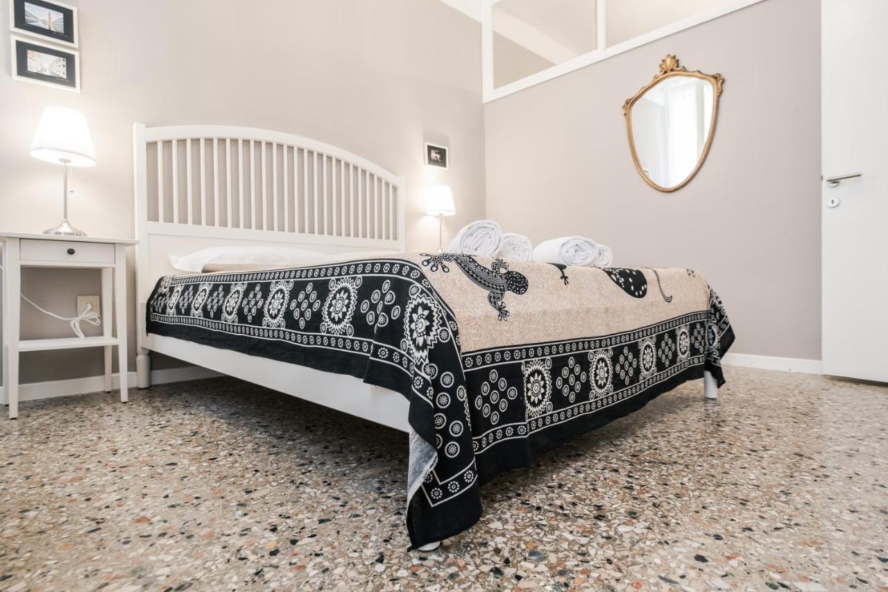 Appartamento Ai Greci Residenza Quaggio เวนิส ภายนอก รูปภาพ